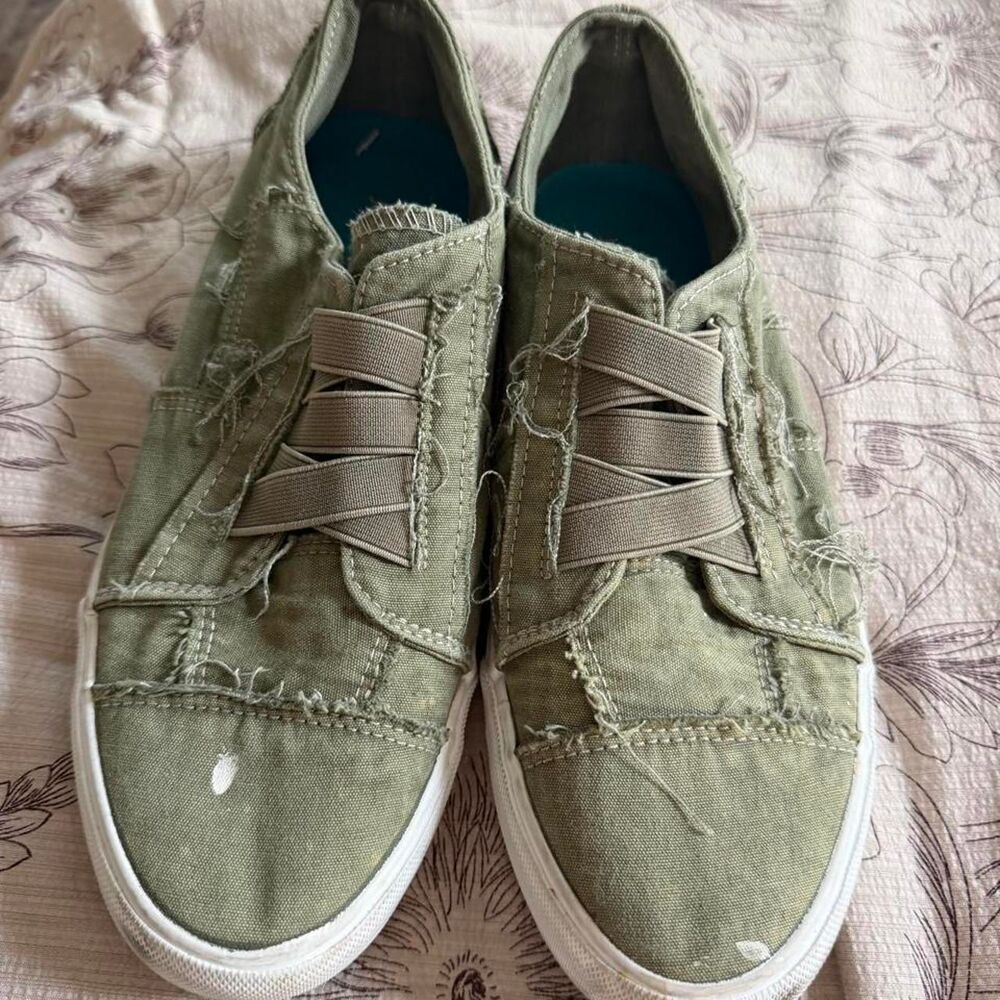 Blowfish Women's Green and Khaki Trainers